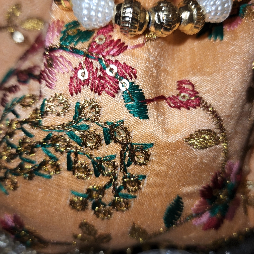 Drawstring Clutch - Picture 5 of 11
